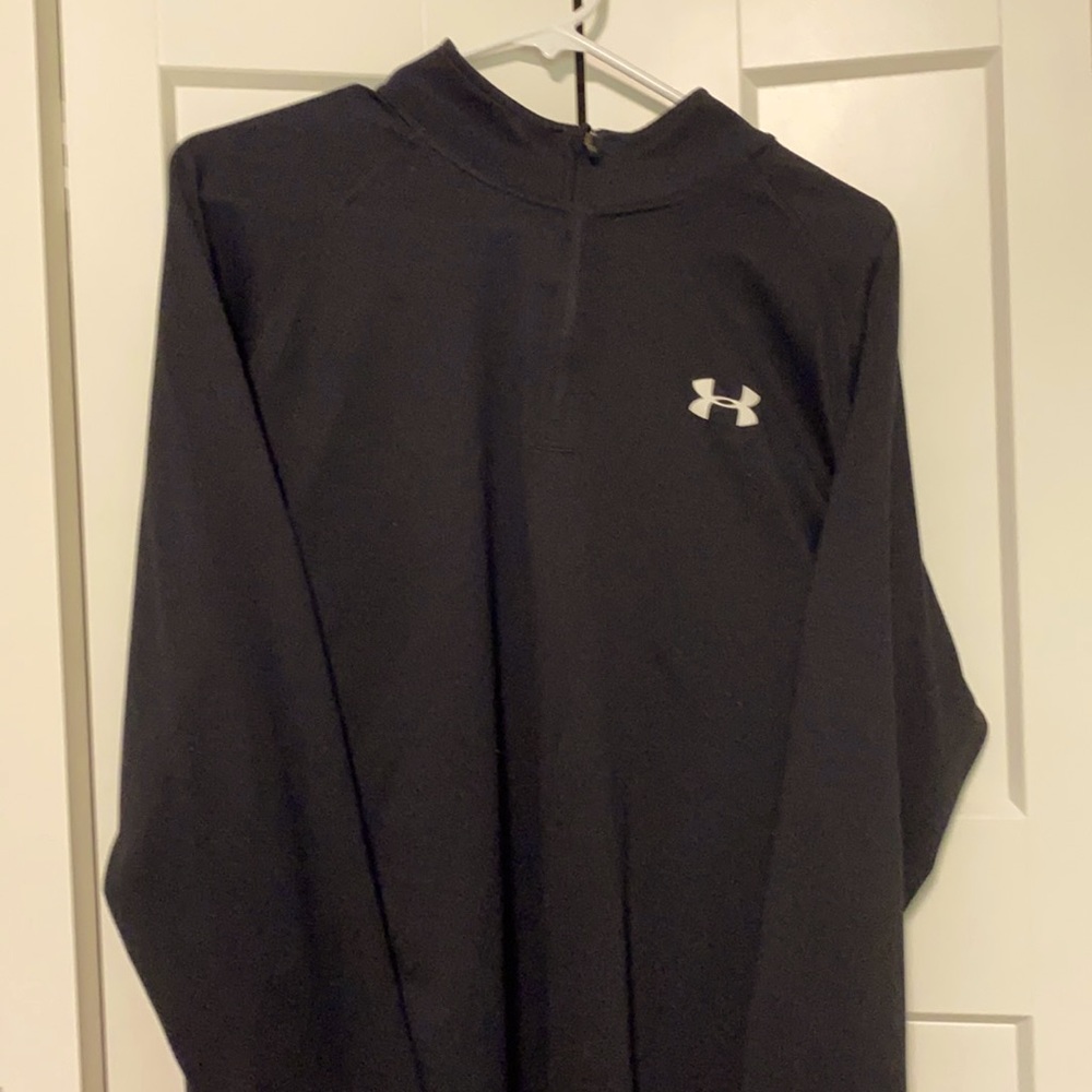 Mens L Under Armour Heat Gear Loose fit pullover